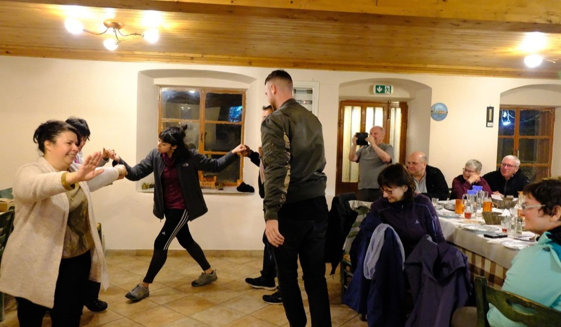 Du Sirtaki au Tsamiko : les danses typiques grecques